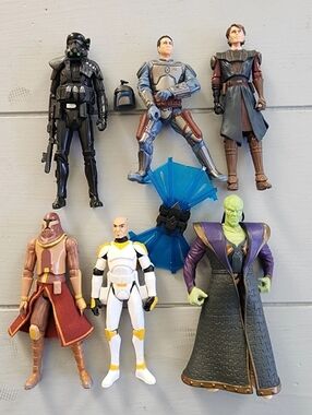 Hasbro Star Wars Lot of 6 3.75" Action Figures Vintage Early 2000s